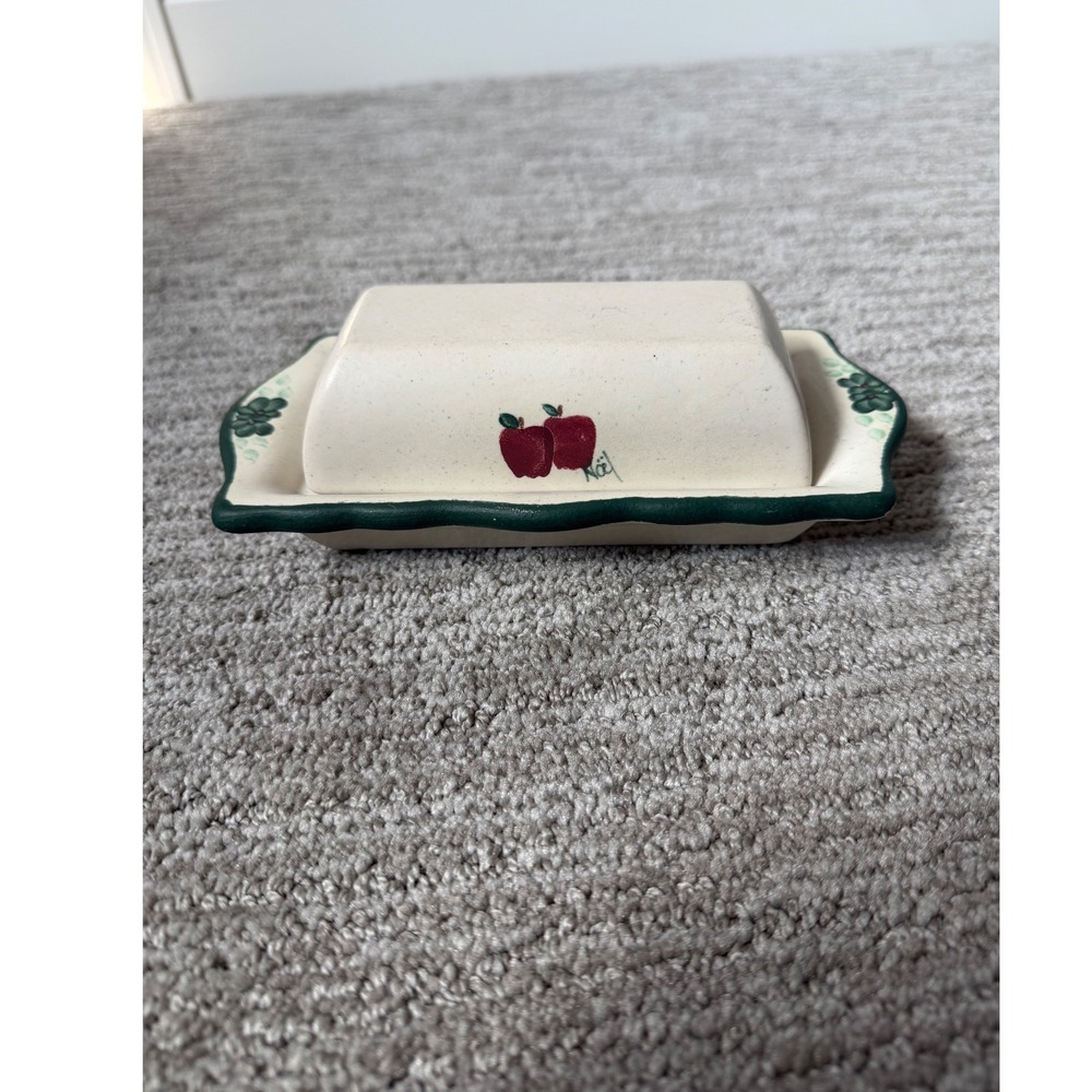 Noel Pie Plate Co Handpainted Ceramic Butter Dish Apple Motif Cream Green - Picture 3 of 6